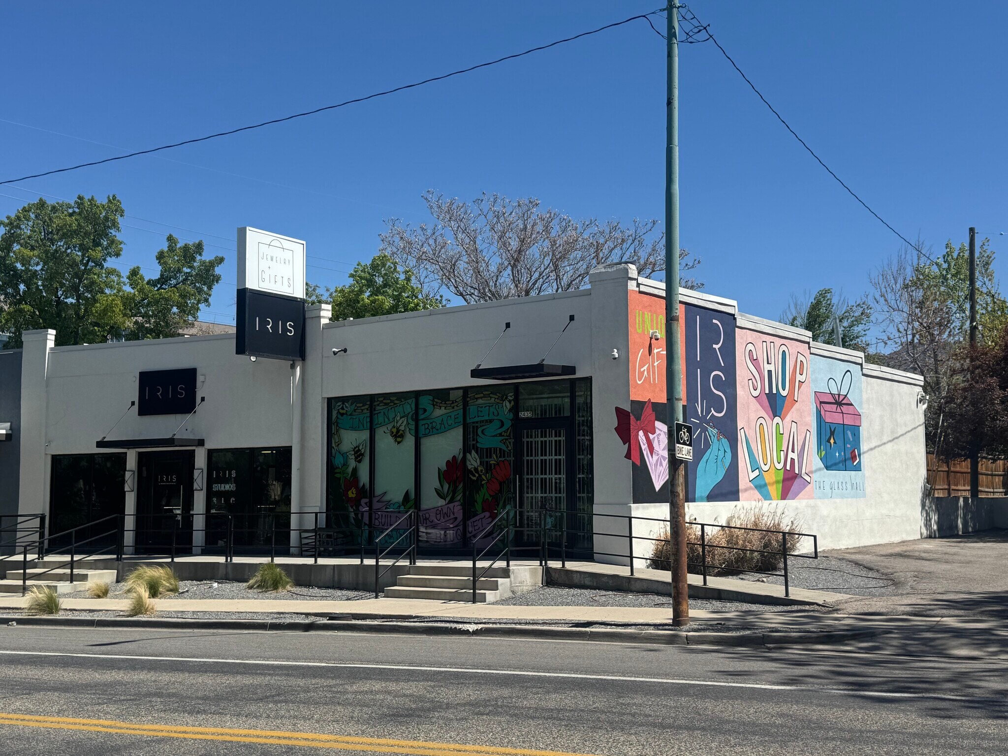 2435 S Highland Dr, Salt Lake City, UT for lease Primary Photo- Image 1 of 10