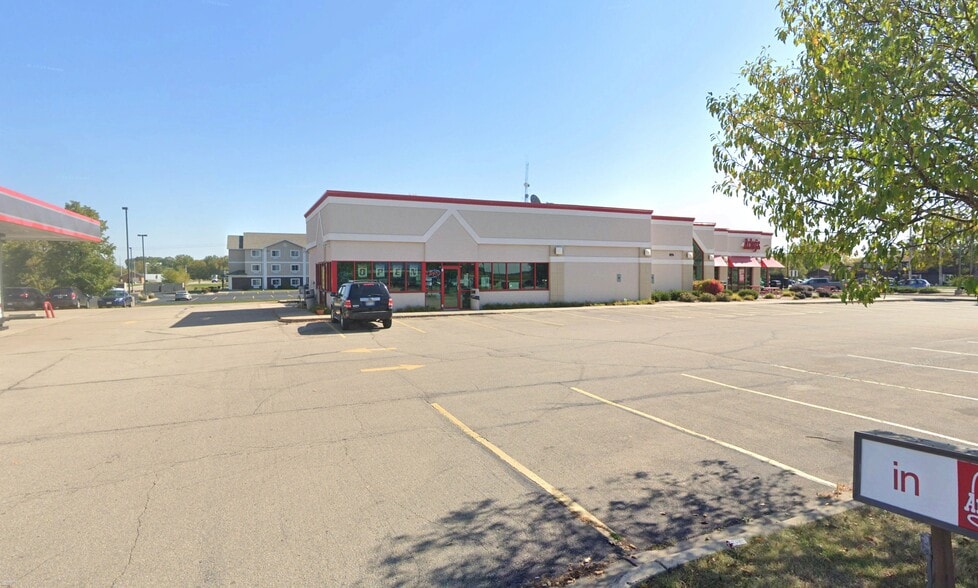 4884 County Highway V, Deforest, WI for sale - Building Photo - Image 1 of 2