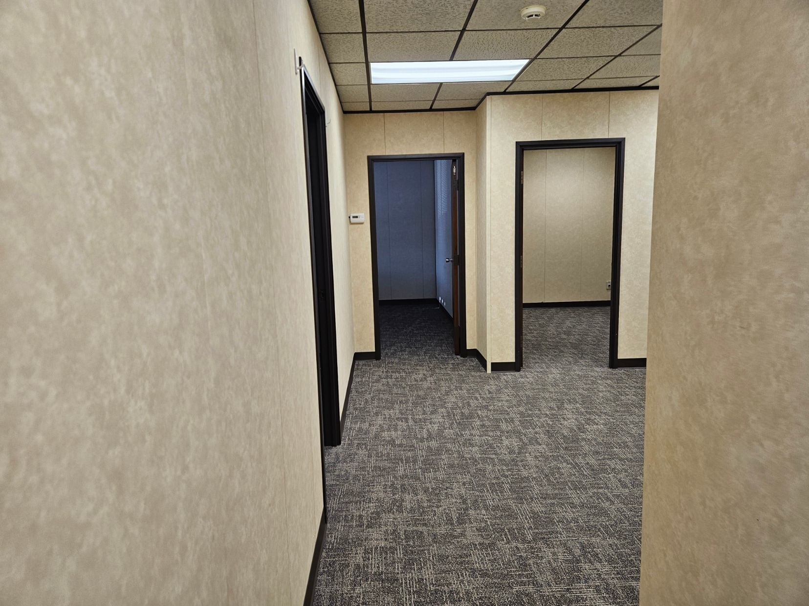100 Manhattan Rd, Joliet, IL for lease Interior Photo- Image 1 of 6