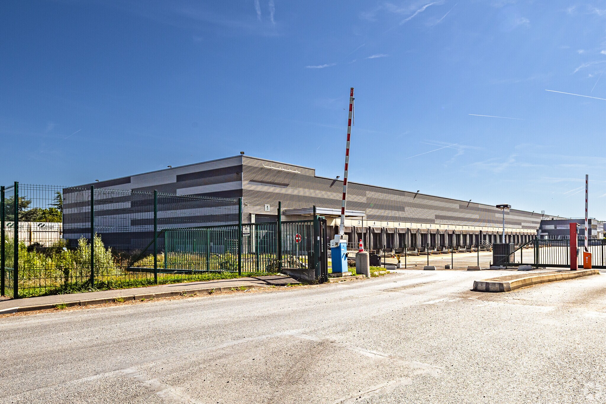 16 Route De Stains, Bonneuil-sur-Marne à louer Photo du bâtiment- Image 1 de 12