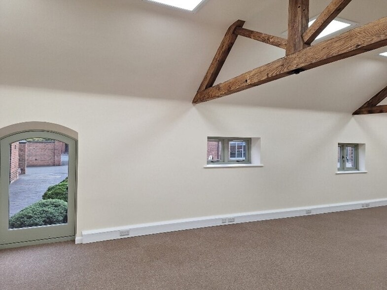 Catton Rd, Walton On Trent for lease - Interior Photo - Image 3 of 5