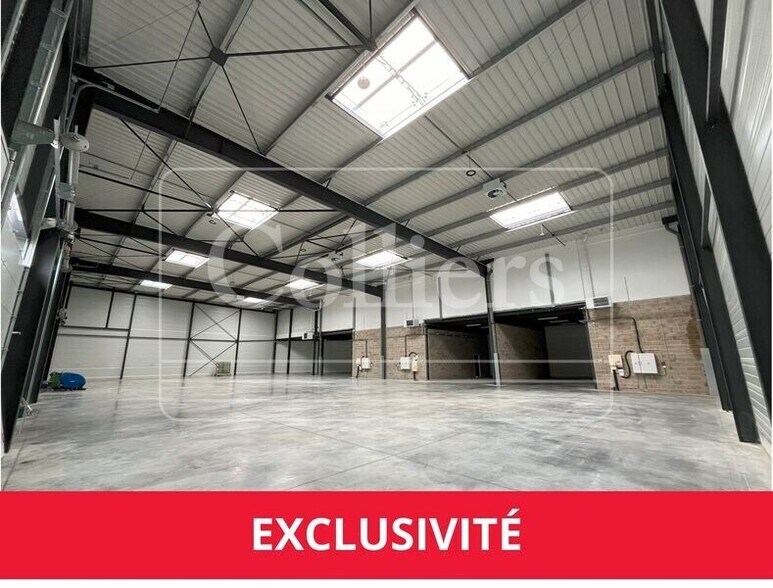 Flex in Marignane for lease - Interior Photo - Image 2 of 15