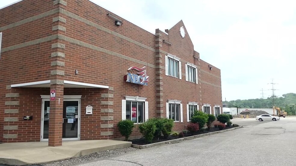 7535-7735 Granger Rd, Valley View, OH à vendre - ProVideo LoopNet - Image 2 de 8