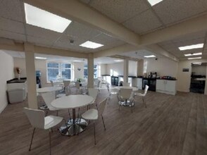 50 Union Gln, Aberdeen for lease Interior Photo- Image 2 of 2