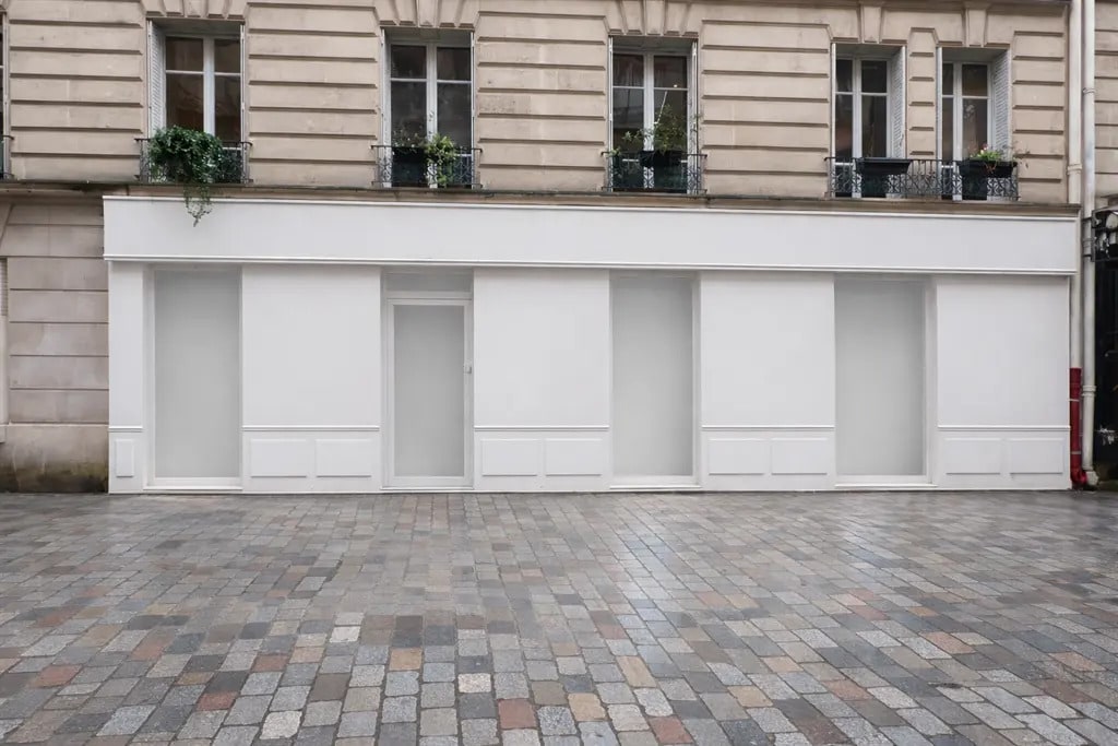 Retail in Paris for lease Building Photo- Image 1 of 8