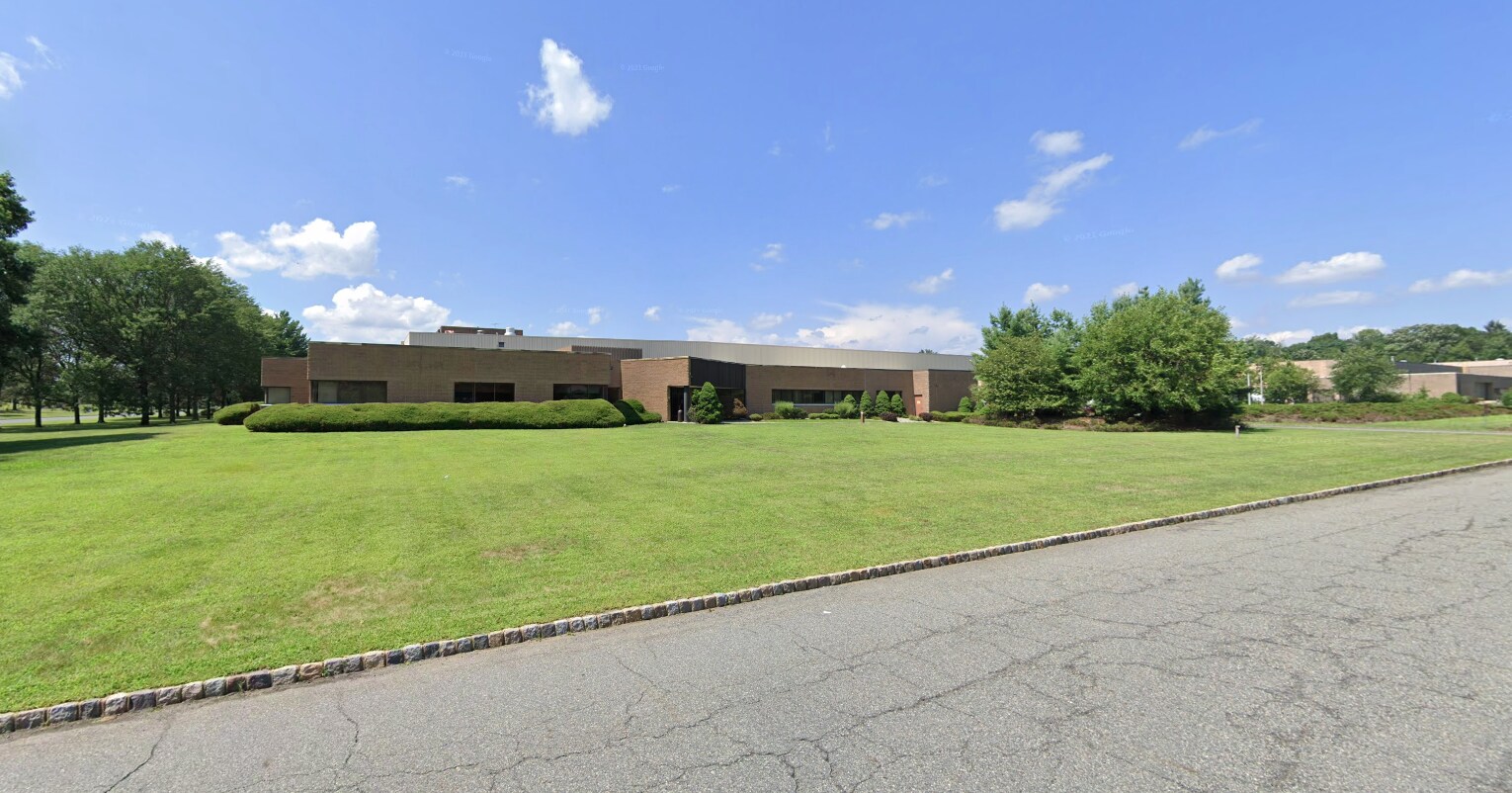 2 Dedrick Pl, West Caldwell, NJ for lease Building Photo- Image 1 of 13