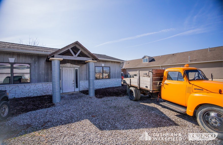 37462 Colorado Ave, Avon, OH for lease - Building Photo - Image 3 of 7