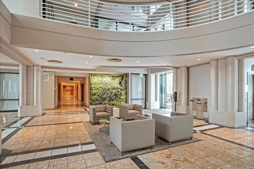 1 Daniel Burnham Ct, San Francisco, CA à louer - Photo intérieure - Image 3 de 4