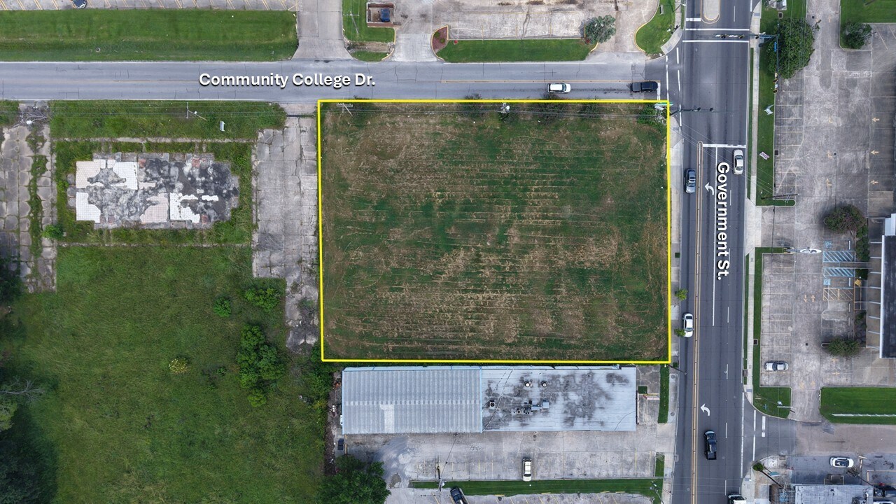 5229 Government St, Baton Rouge, LA for lease Primary Photo- Image 1 of 16