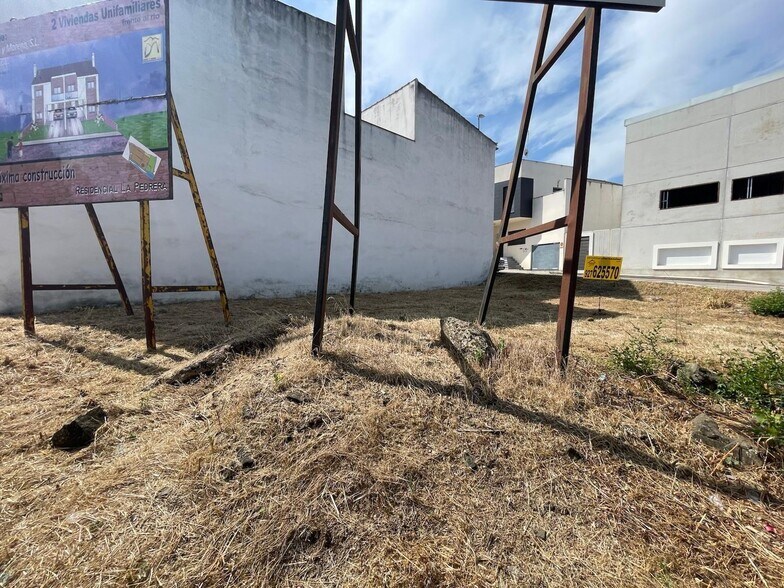 Land in Arroyo de la Luz, Cáceres for sale - Construction Photo - Image 3 of 3