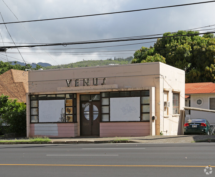 3208 Waialae Ave, Honolulu, HI à vendre - Photo du bâtiment - Image 1 de 1