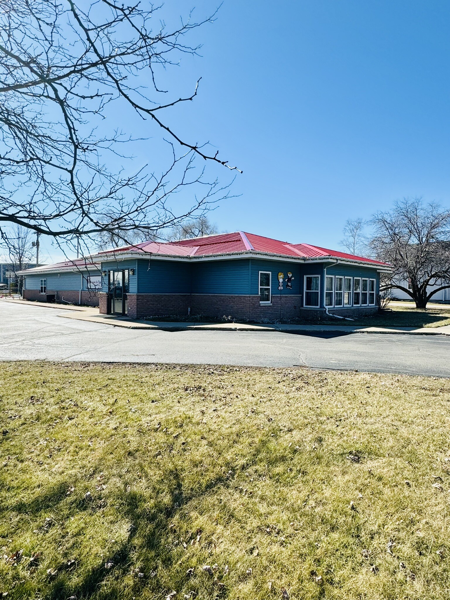 1440 E Main St, Omro, WI for sale Building Photo- Image 1 of 1