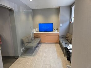 18 Studio Arcade, Bronxville, NY à louer Photo intérieure- Image 1 de 4