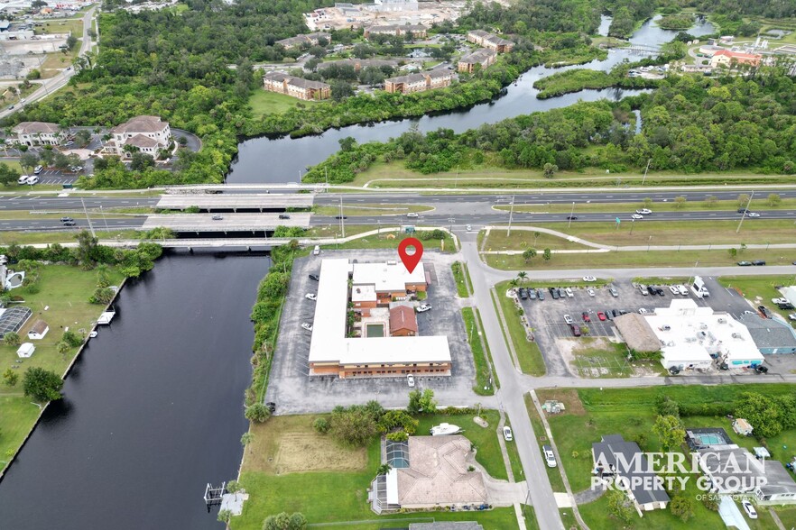 14000 Tamiami Trl, North Port, FL for lease - Building Photo - Image 3 of 8