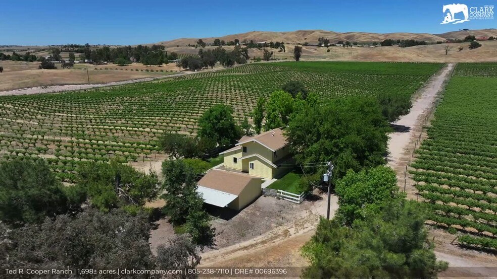 4335 E Highway 41, Paso Robles, CA à vendre - Vidéo sur l’inscription commerciale - Image 2 de 9