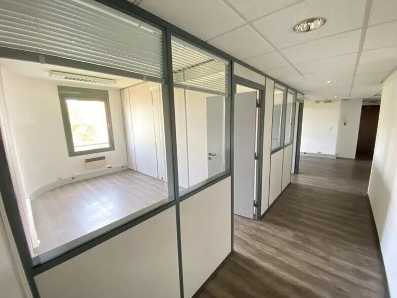 9 Rue Des Tuiliers, Lyon à louer - Photo intérieure - Image 3 de 23
