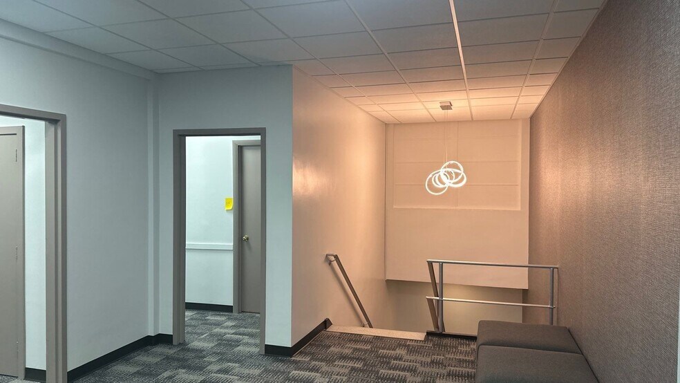 1033-1061 Bloomfield Ave, Clifton, NJ à louer - Photo intérieure - Image 3 de 3