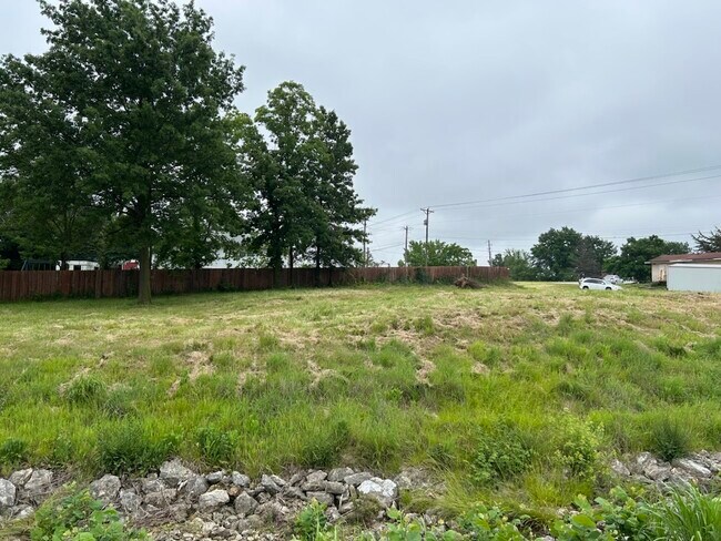 Plus de détails pour 3012 Old Highway 100, Villa Ridge, MO - Terrain à vendre