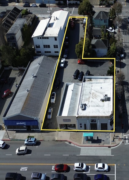585-599 Lighthouse St, Monterey, CA for sale - Building Photo - Image 1 of 8