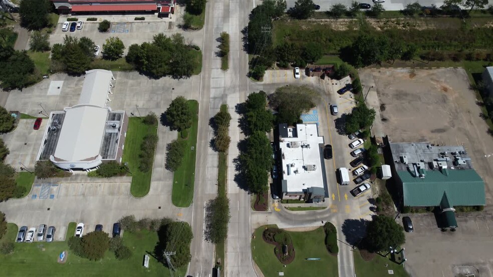 FALCONER Dr, Covington, LA for sale - Commercial Listing Video - Image 2 of 9