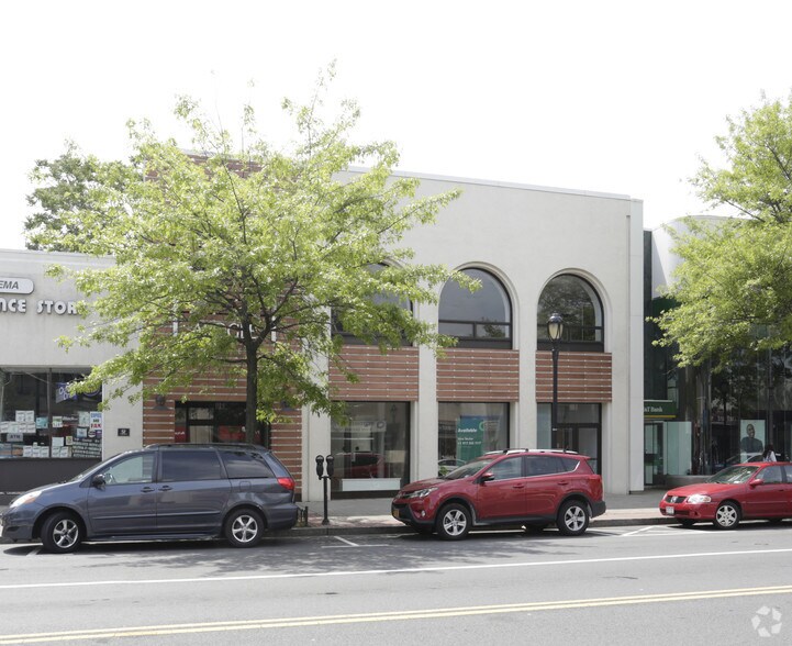 140 Mamaroneck Ave, White Plains, NY à louer - Photo du bâtiment - Image 2 de 11