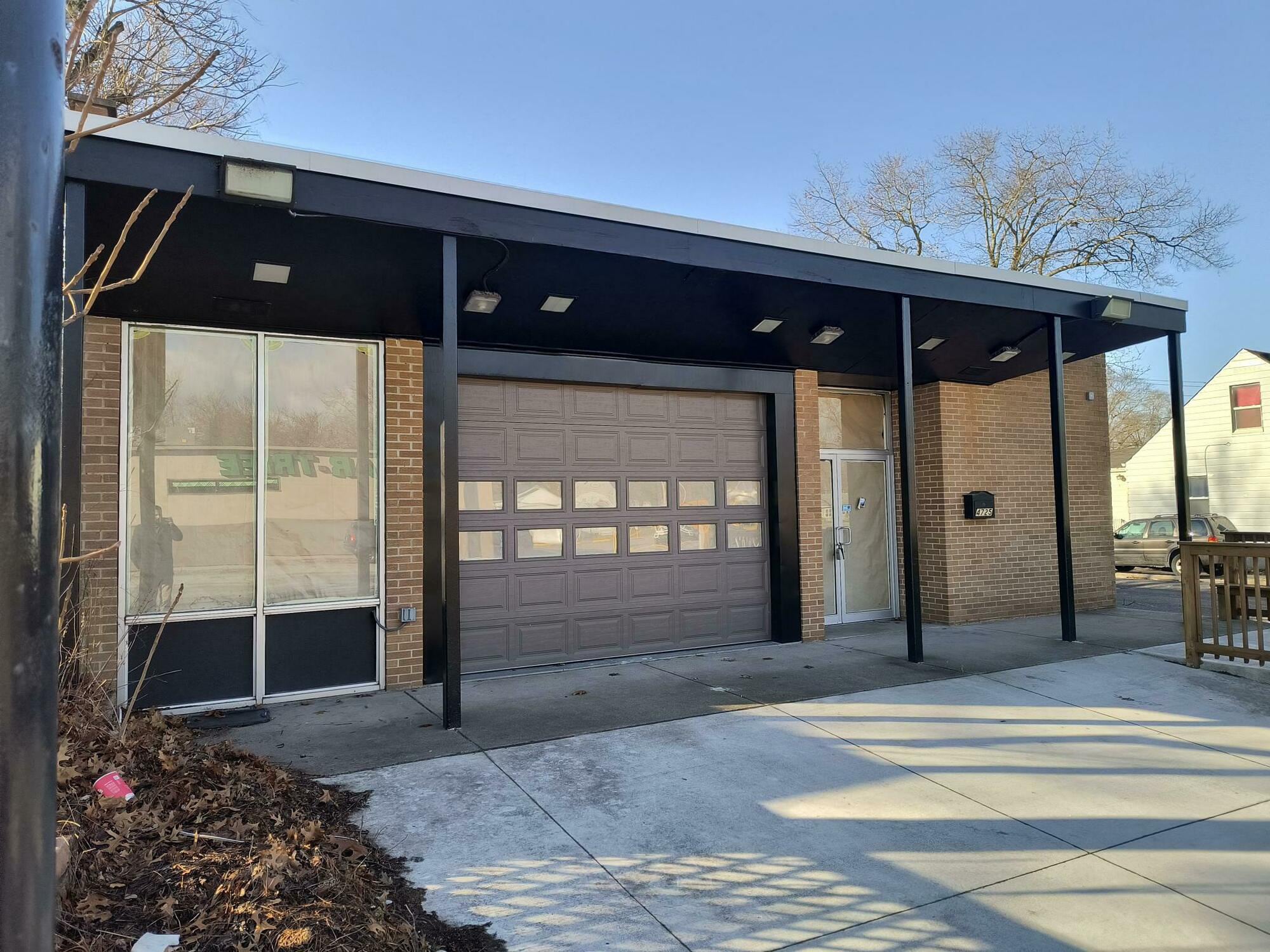 4725 Central Ave, Lake Station, IN for lease Primary Photo- Image 1 of 12