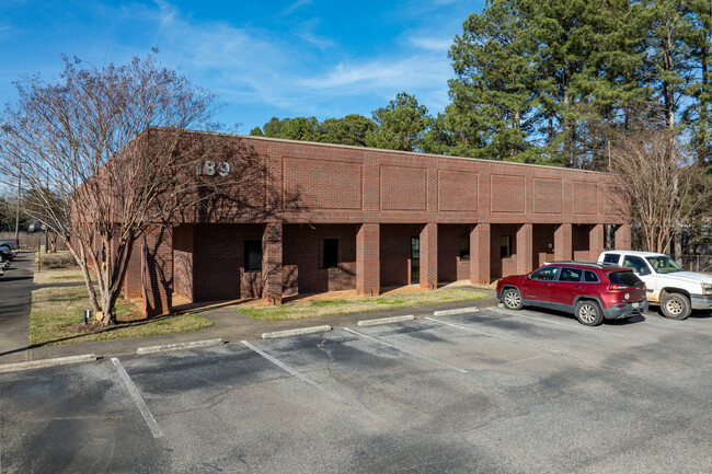 Plus de détails pour Fully Leased GSA-Anchored Office Park – aux enchères, Athens, GA