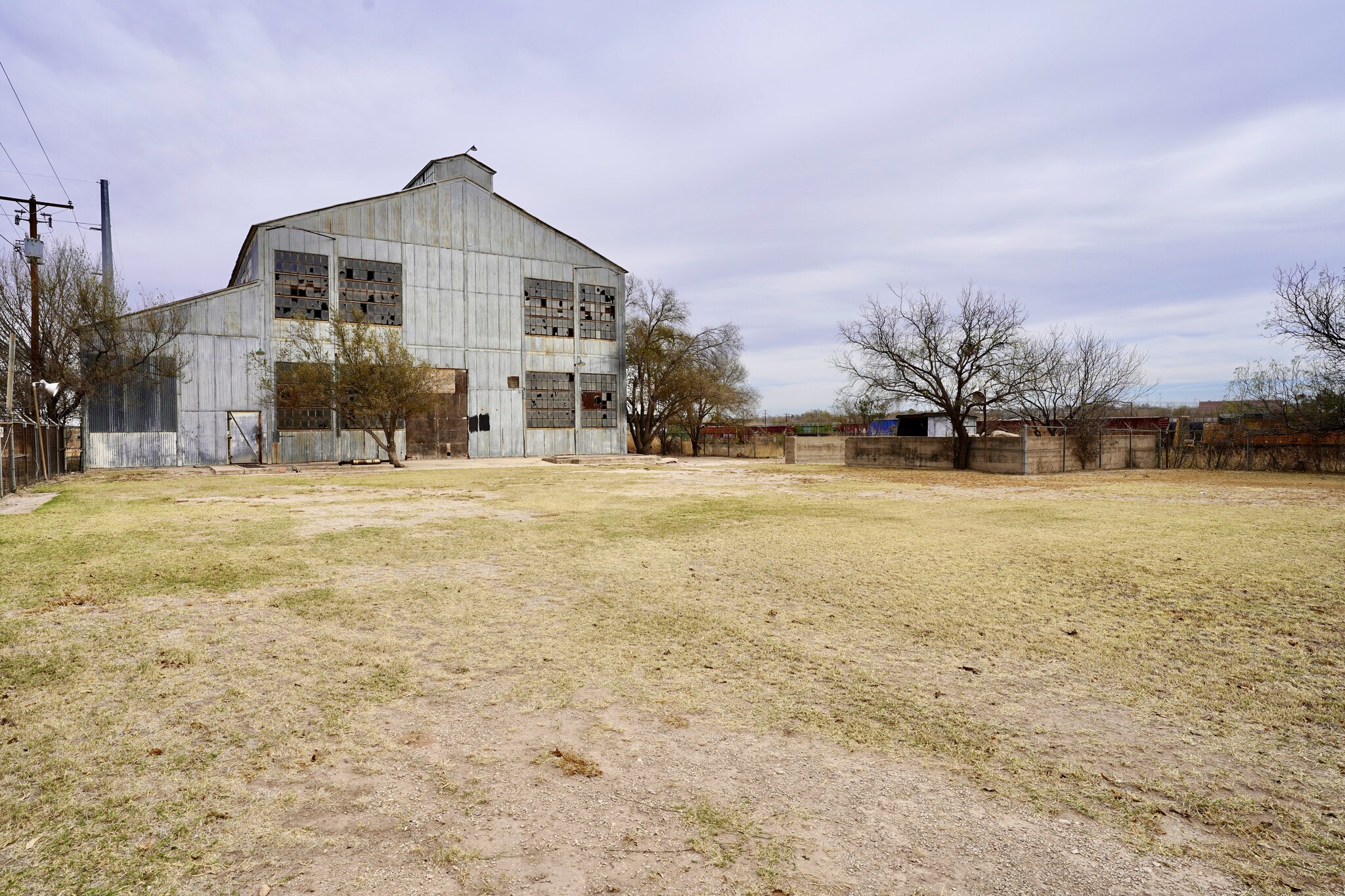 100 N Goliad St, Big Spring, TX à vendre Photo du bâtiment- Image 1 de 1