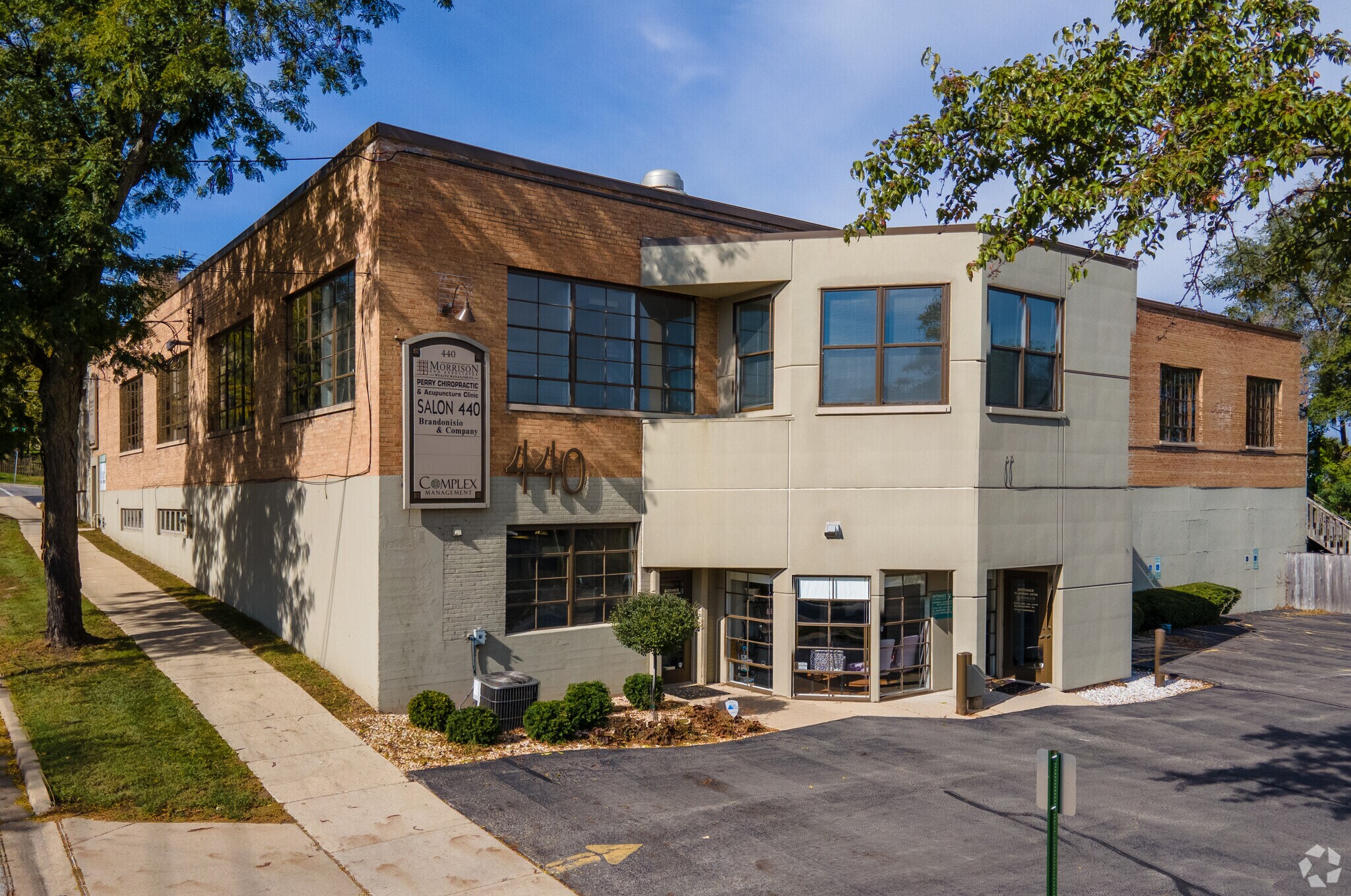 440 S 3rd St, St Charles, IL à louer Photo principale- Image 1 de 12