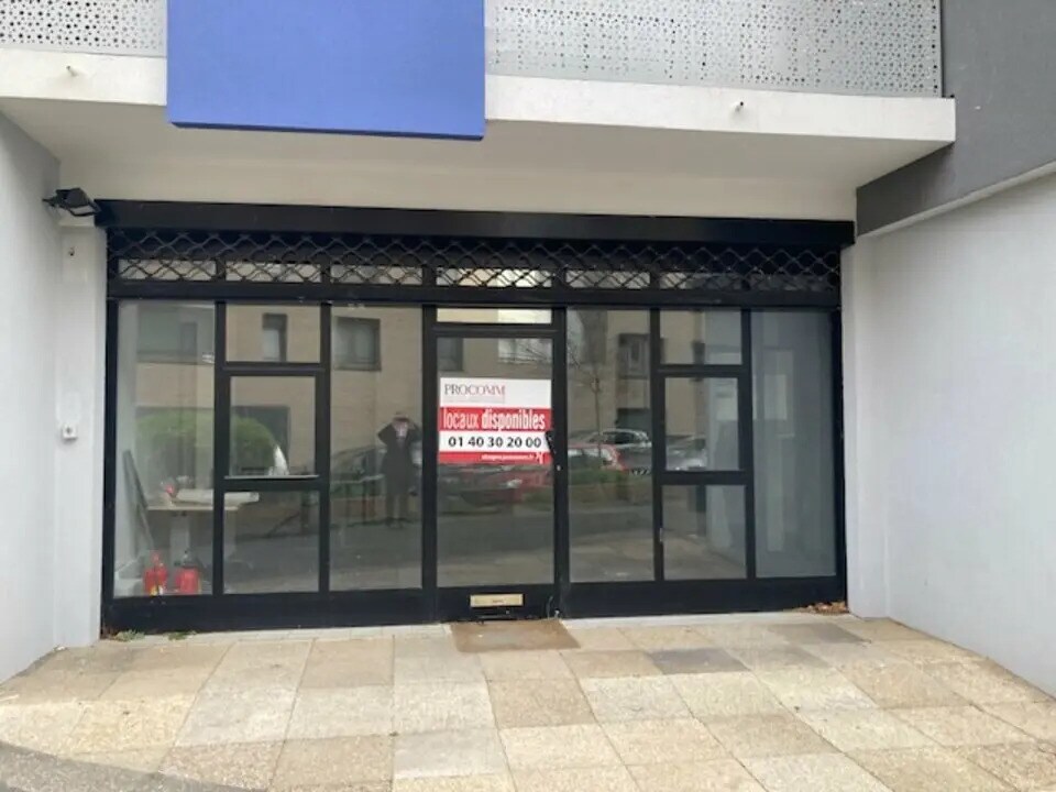 Flex dans Fontenay-sous-Bois à louer Photo du bâtiment- Image 1 de 7
