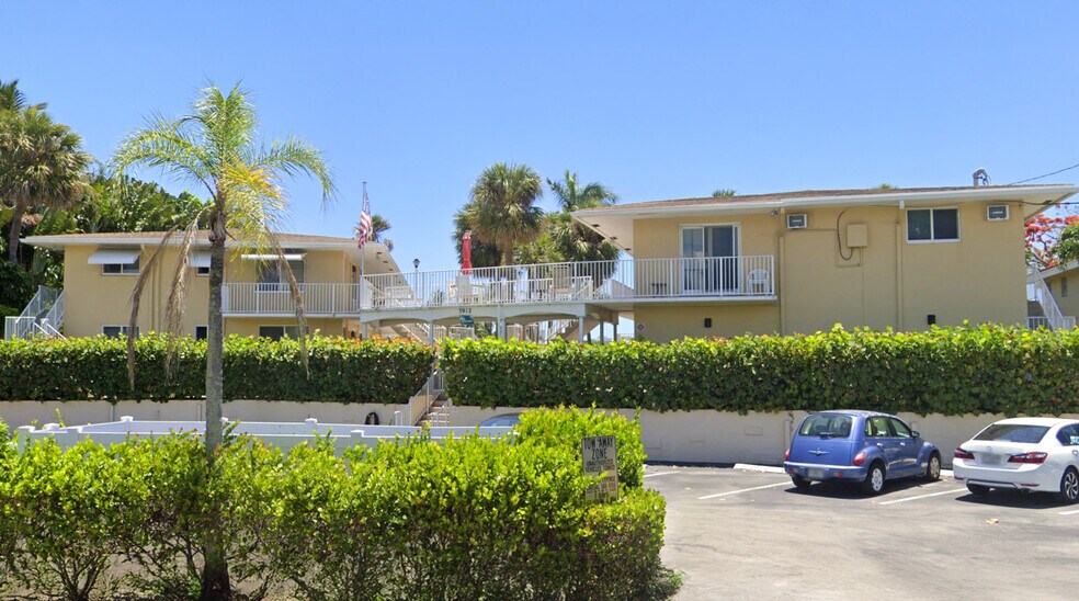 3912 NE 22nd Ave, Fort Lauderdale, FL à vendre - Photo du bâtiment - Image 2 de 5