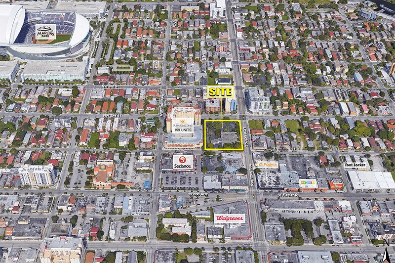 140 NW 8th Ave, Miami, FL à vendre - Photo du bâtiment - Image 3 de 9