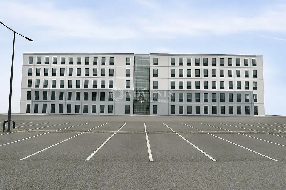 Office in SAINT-OUEN-L'AUMONE for lease Building Photo- Image 1 of 11