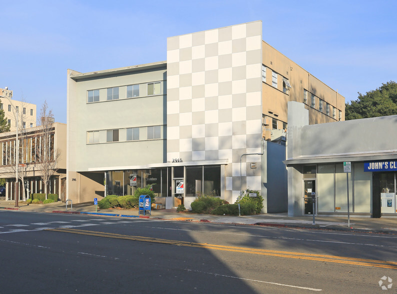 2915 Telegraph Ave, Berkeley, CA à louer - Photo du bâtiment - Image 1 de 8