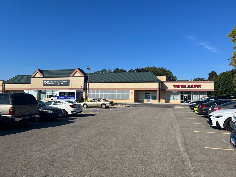 820-892 Route 59, Bartlett, IL à louer - Photo du bâtiment - Image 3 de 5