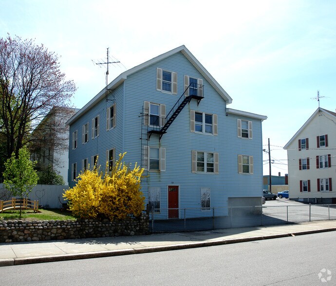 181-183 Rathbun St, Woonsocket, RI for sale - Building Photo - Image 3 of 3