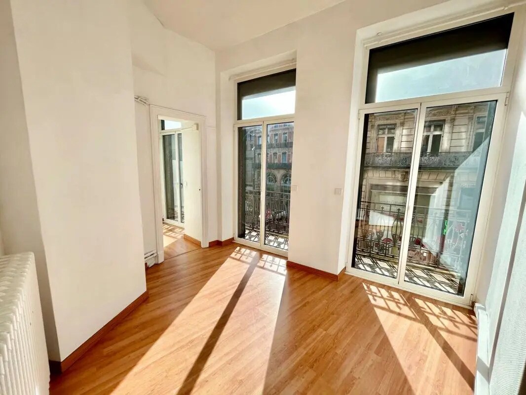 Office in Toulouse for lease Building Photo- Image 1 of 12