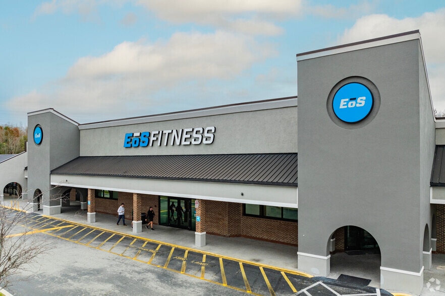 5320 Ehrlich Rd, Tampa, FL à vendre - Photo du bâtiment - Image 3 de 3