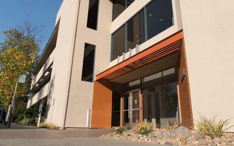 1220 Oakland Blvd, Walnut Creek, CA for lease - Building Photo - Image 2 of 6