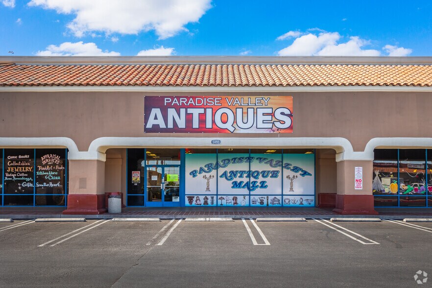 3317-3375 E Russell Rd, Las Vegas, NV à vendre - Photo du bâtiment - Image 3 de 10