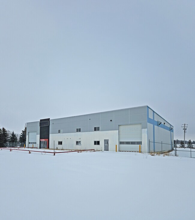 Plus de détails pour 27123-9 Hwy 597, Blackfalds, AB - Industriel à louer