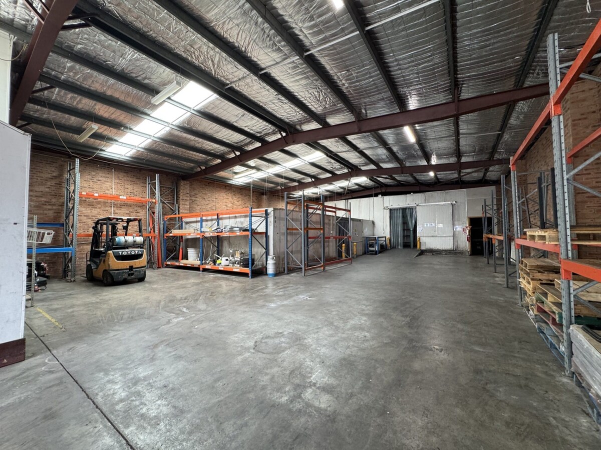 1 Marshall Rd, Kirrawee, NSW 2232 - Unit 2 - - Interior Photo - Image 2 of 5