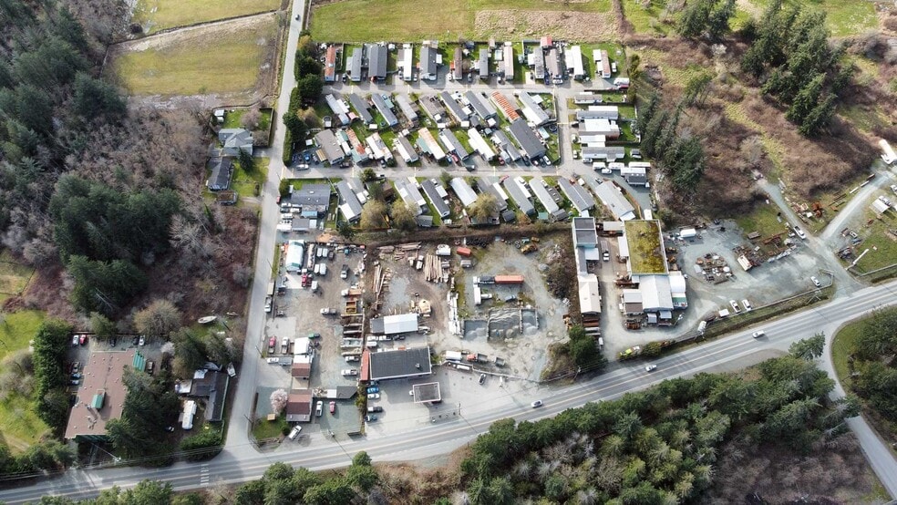 1745 Cecil St, Crofton, BC à vendre - Photo du bâtiment - Image 3 de 16