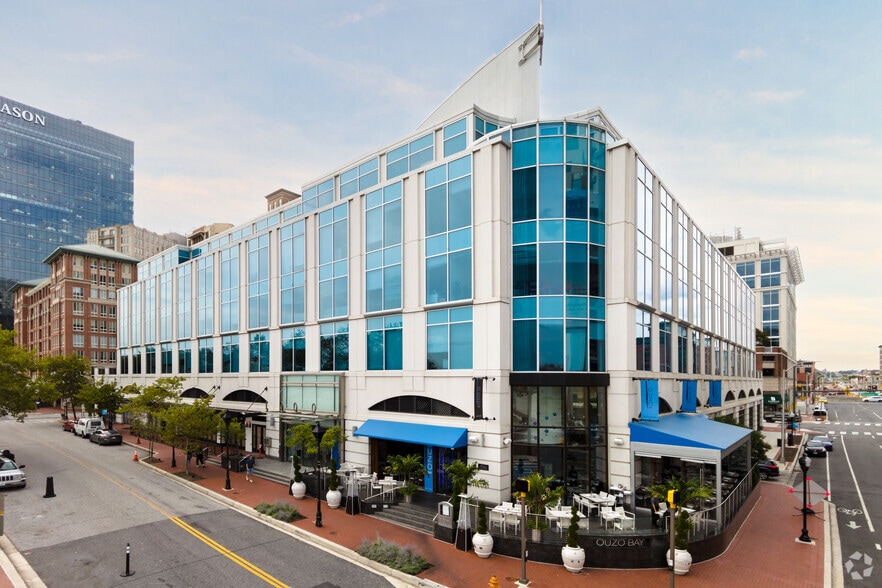 100 International Dr, Baltimore, MD for lease - Building Photo - Image 1 of 49