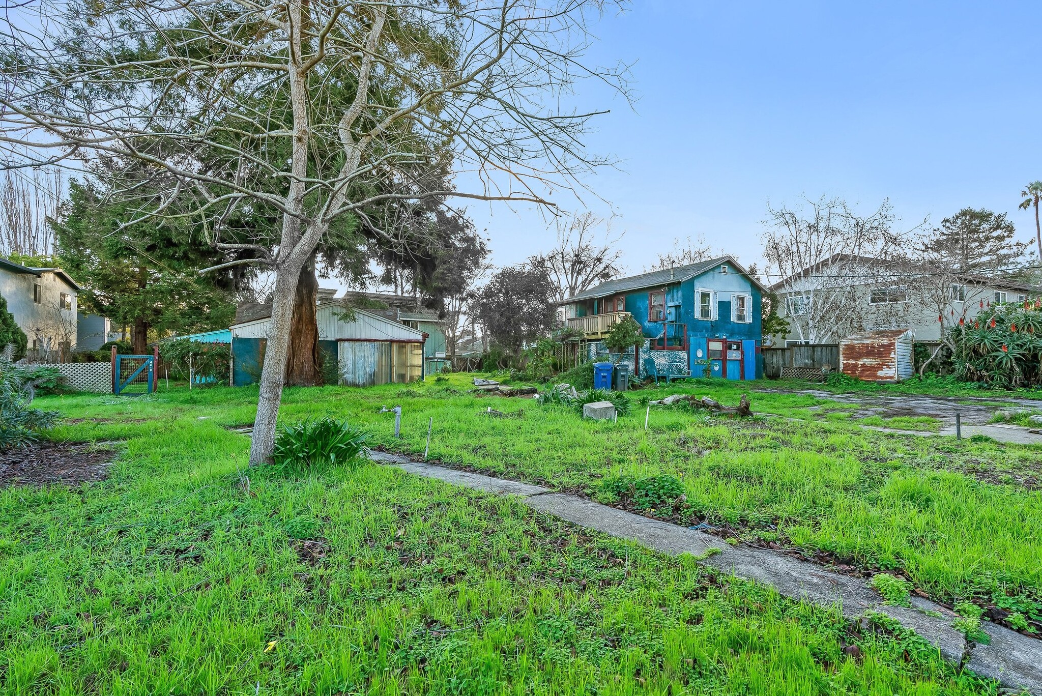 1430 Merrill St, Santa Cruz, CA for sale Primary Photo- Image 1 of 43