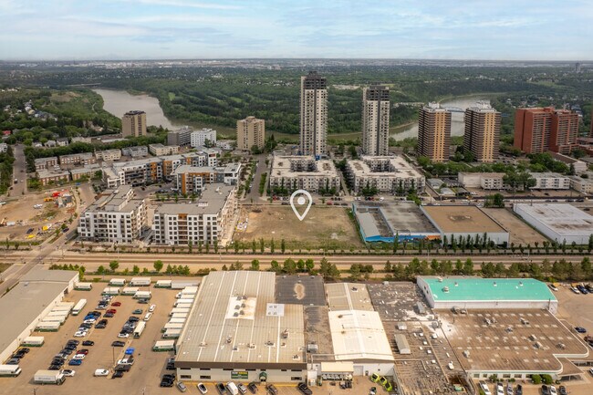 Plus de détails pour 8490 106A Av NW, Edmonton, AB - Terrain à vendre