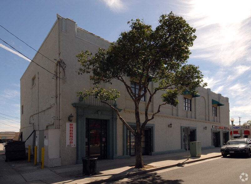 199 W Garvey Ave, Monterey Park, CA à louer - Photo du bâtiment - Image 2 de 17