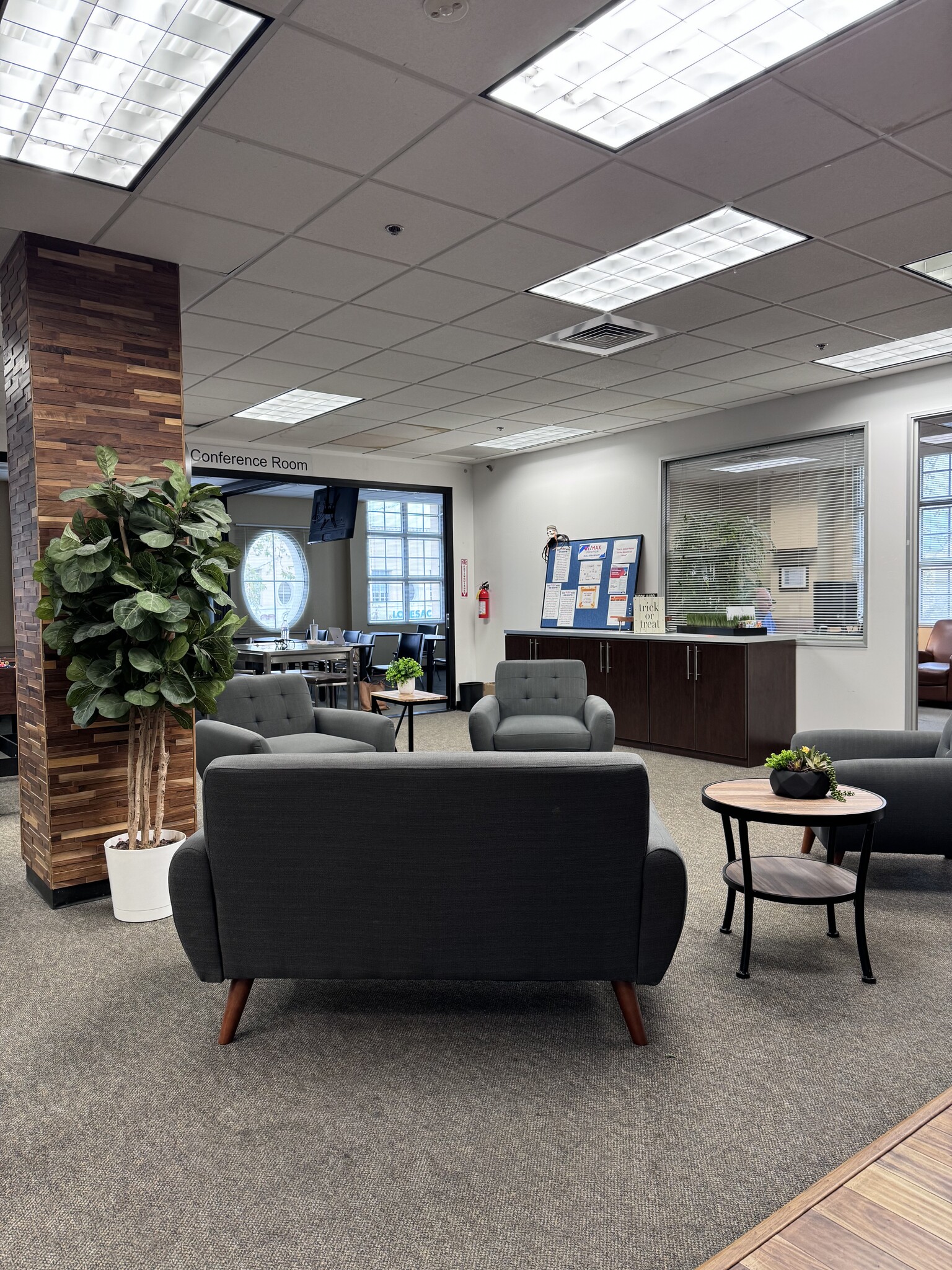 12505 N Mainstreet, Rancho Cucamonga, CA for lease Lobby- Image 1 of 26