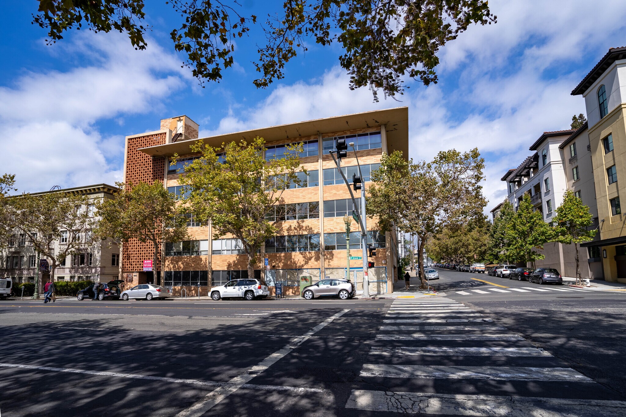 440 Grand Ave, Oakland, CA à vendre Photo du bâtiment- Image 1 de 5