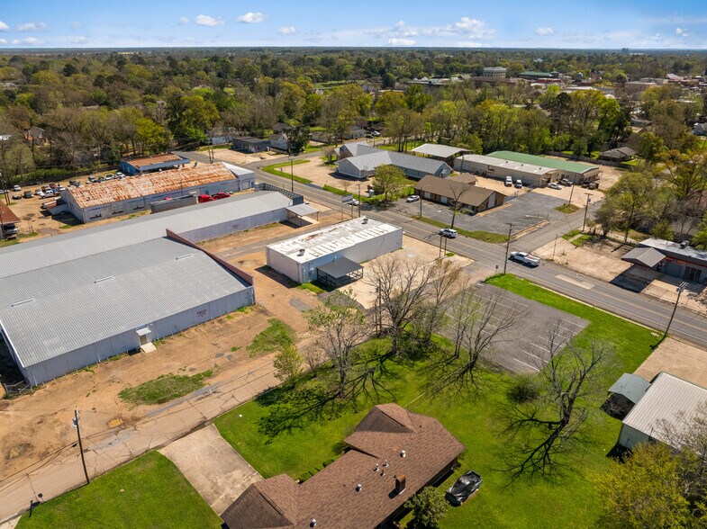 312 Texas St, Natchitoches, LA à vendre - Photo du bâtiment - Image 3 de 39